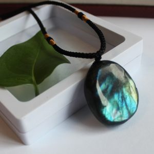 Pendentif en pierre de lune Labradorite naturelle collier breloques en cristal pour femmes et hommes collier 1