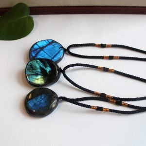 Pendentif en pierre de lune Labradorite naturelle collier breloques en cristal pour femmes et hommes collier 3