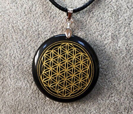 Collier pendentif en obsidienne naturelle fleur de vie et cercle magique divinations sri yantra triqueta metatrone 2