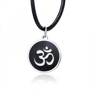LETAPI collier pendentif amulette en acier inoxydable couleur argent AUM OM Ohm bouddhiste hinduisme Yoga porte 2